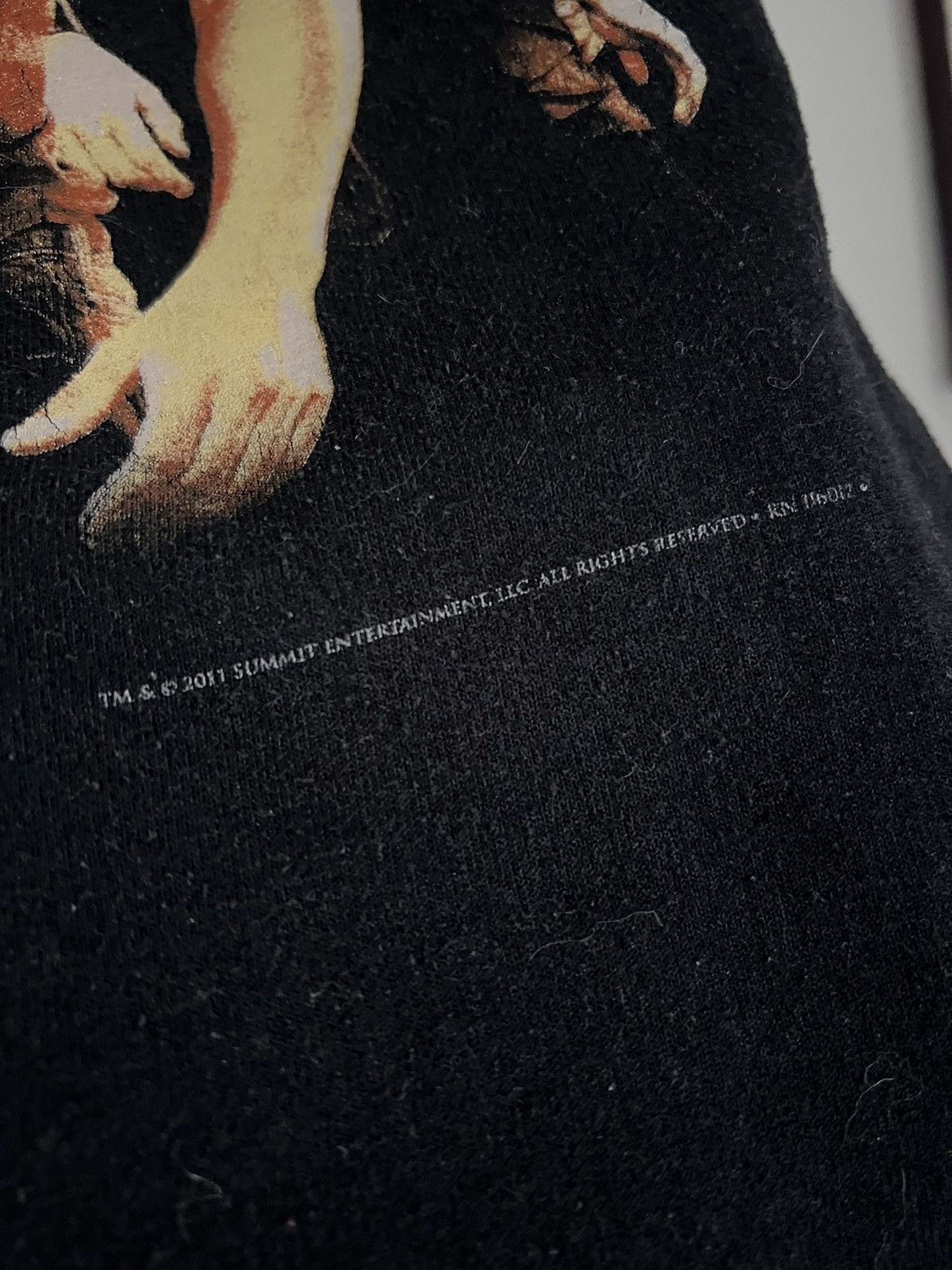 Gildan × Vintage 2011 Twilight vintage black hoodie bella edward Size US S / EU 44-46 / 1 - 11 Thumbnail