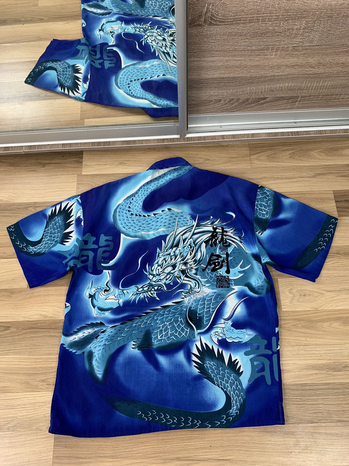 Vintage Vintage Y2K Japanese Style Dragon Button Up Shirt Size US XL / EU 56 / 4 - 12 Thumbnail