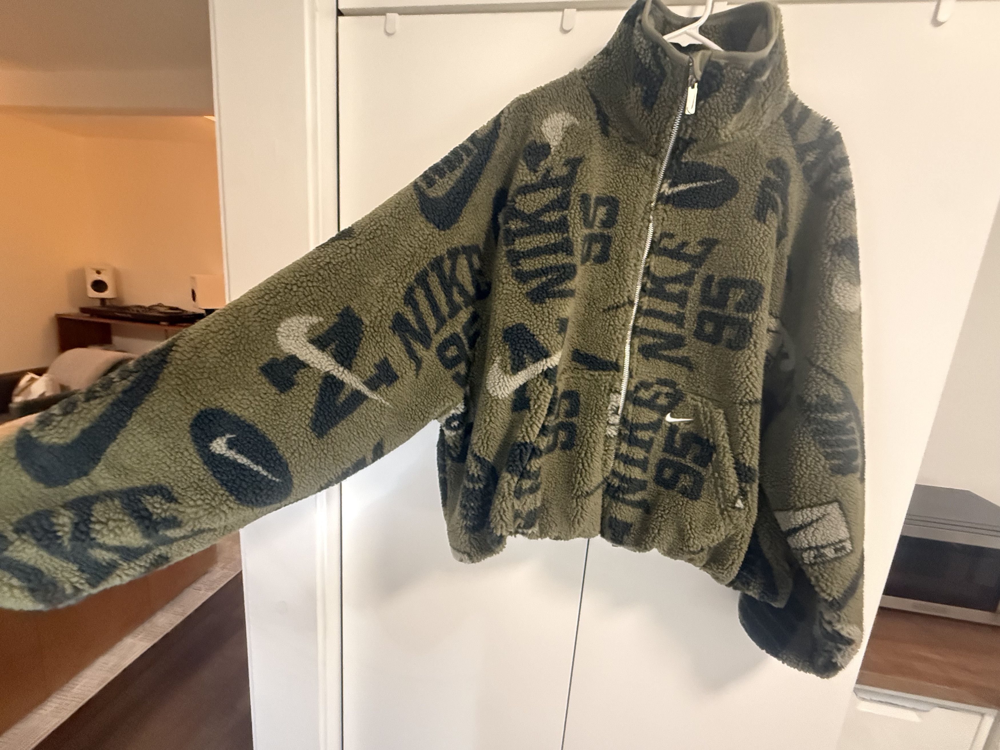 Nike Nike Fleece Olive Sherpa Crop Jacket Size XL / US 12-14 / IT 48-50 - 5 Thumbnail