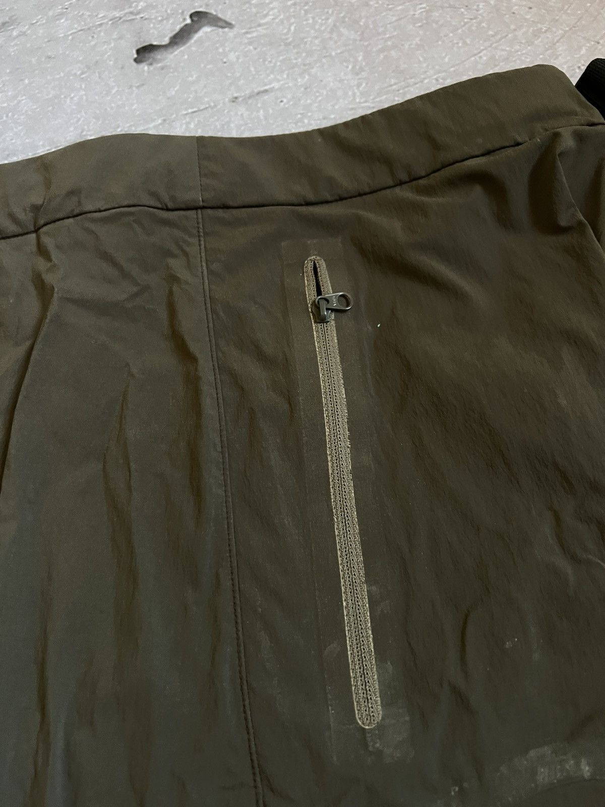 Arc'teryx Rare Arcteryx Gamma LT Nylon Pants Size 36 Size US 36 / EU 52 - 7 Thumbnail