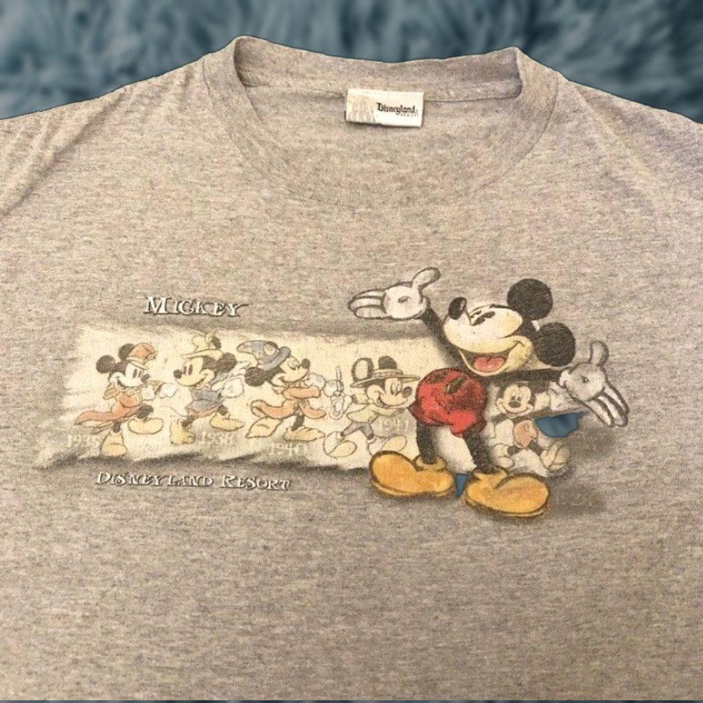 Disney VINTAGE 90s Disney Mickey Mouse Through The Years Shirt L Gray Mens Size US L / EU 52-54 / 3 - 1 Thumbnail