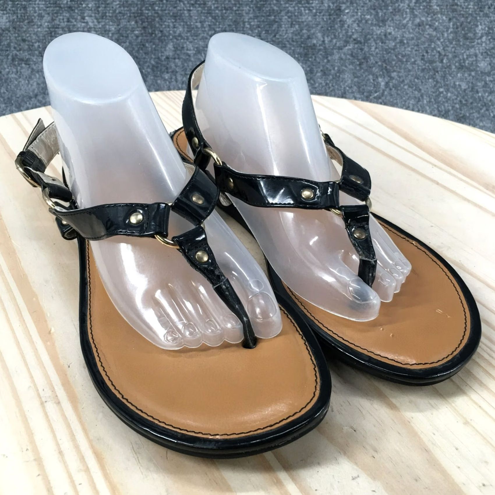 Vintage Bandolino Sandals Womens 6 M Delight Slingback Black Faux Leather Casual Buckle Shoes Size US 6 / IT 36 - 3 Thumbnail