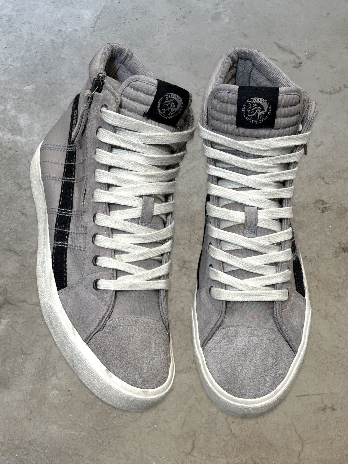 Diesel (SS15) D-STRING HI TOP Size US 9 / EU 42 - 1 Thumbnail