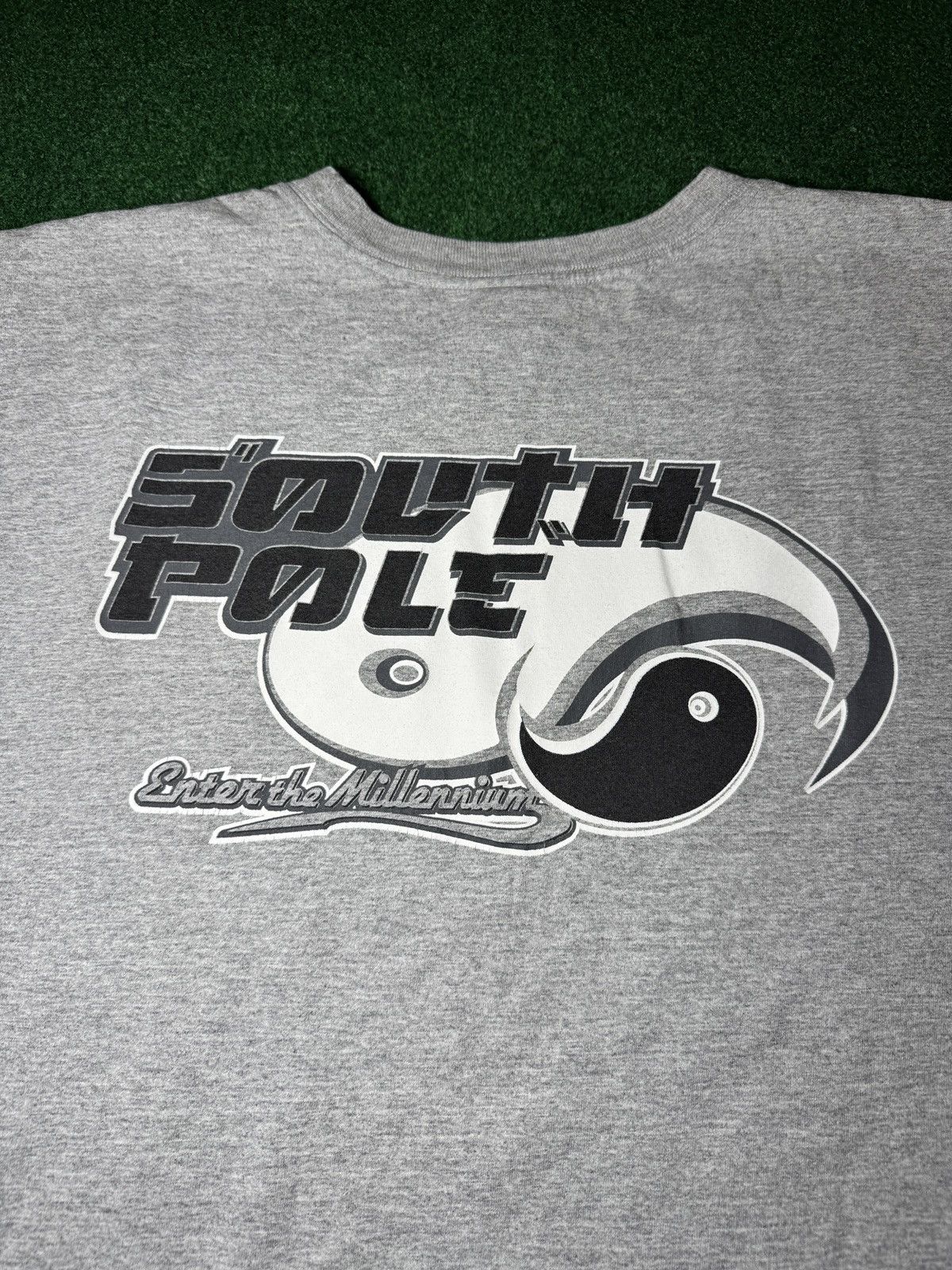 Southpole × Vintage Vtg 90s South Pole GRAIL Yin Yang 8 Ball Hip Hop T Shirt Size US XXL / EU 58 / 5 - 7 Thumbnail