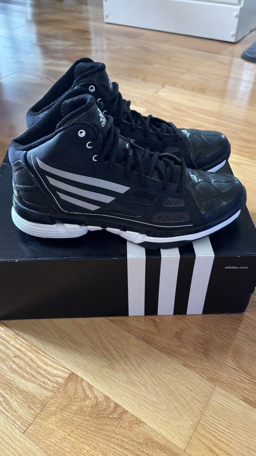 Adidas Adidas Adizero Ghost Basketball Size US 9 / EU 42 - 4 Thumbnail