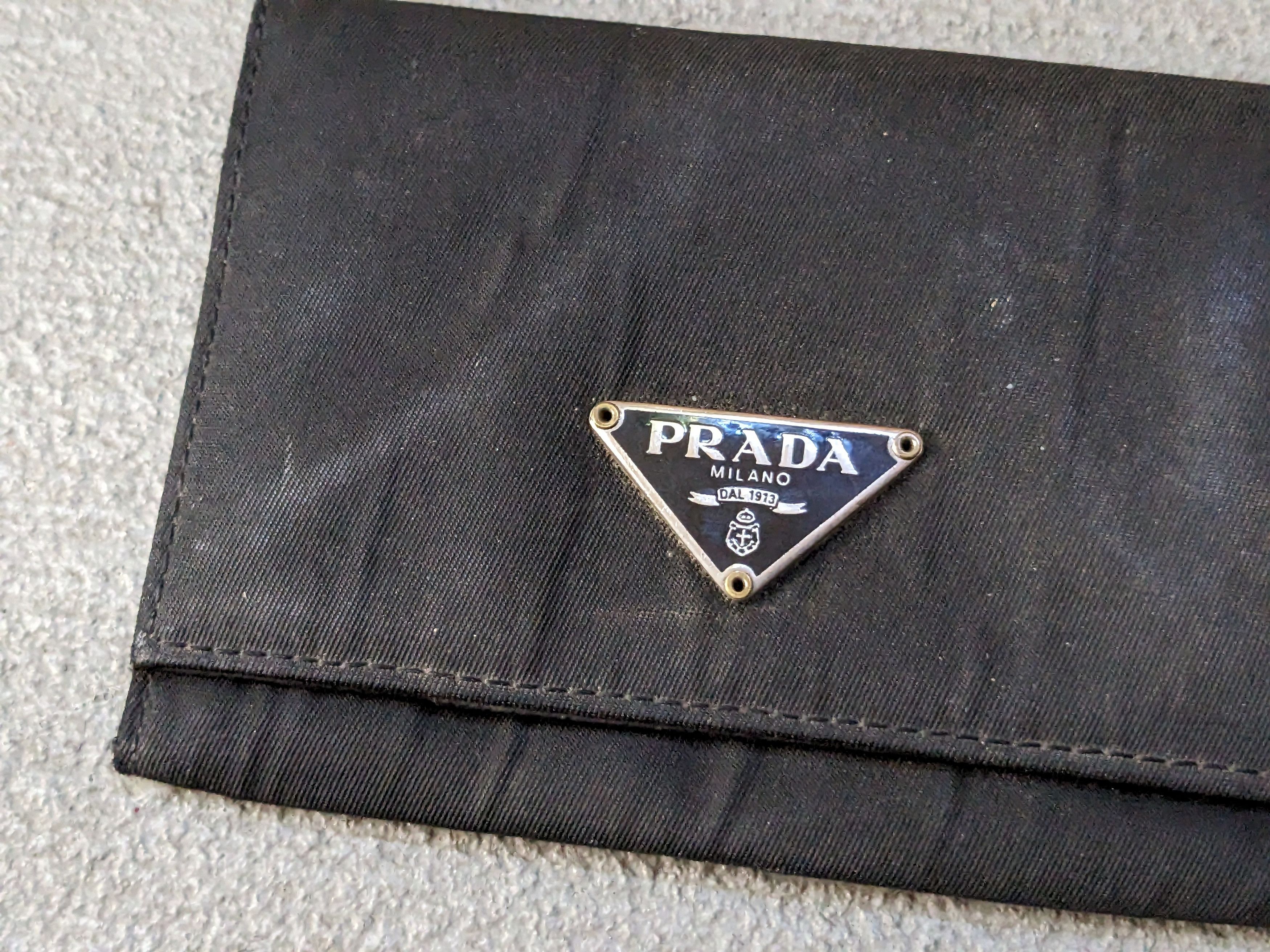 Prada Prada Wallet Black Nylon Leather Bifold Cardholder Italy Y2K Size ONE SIZE - 2 Thumbnail