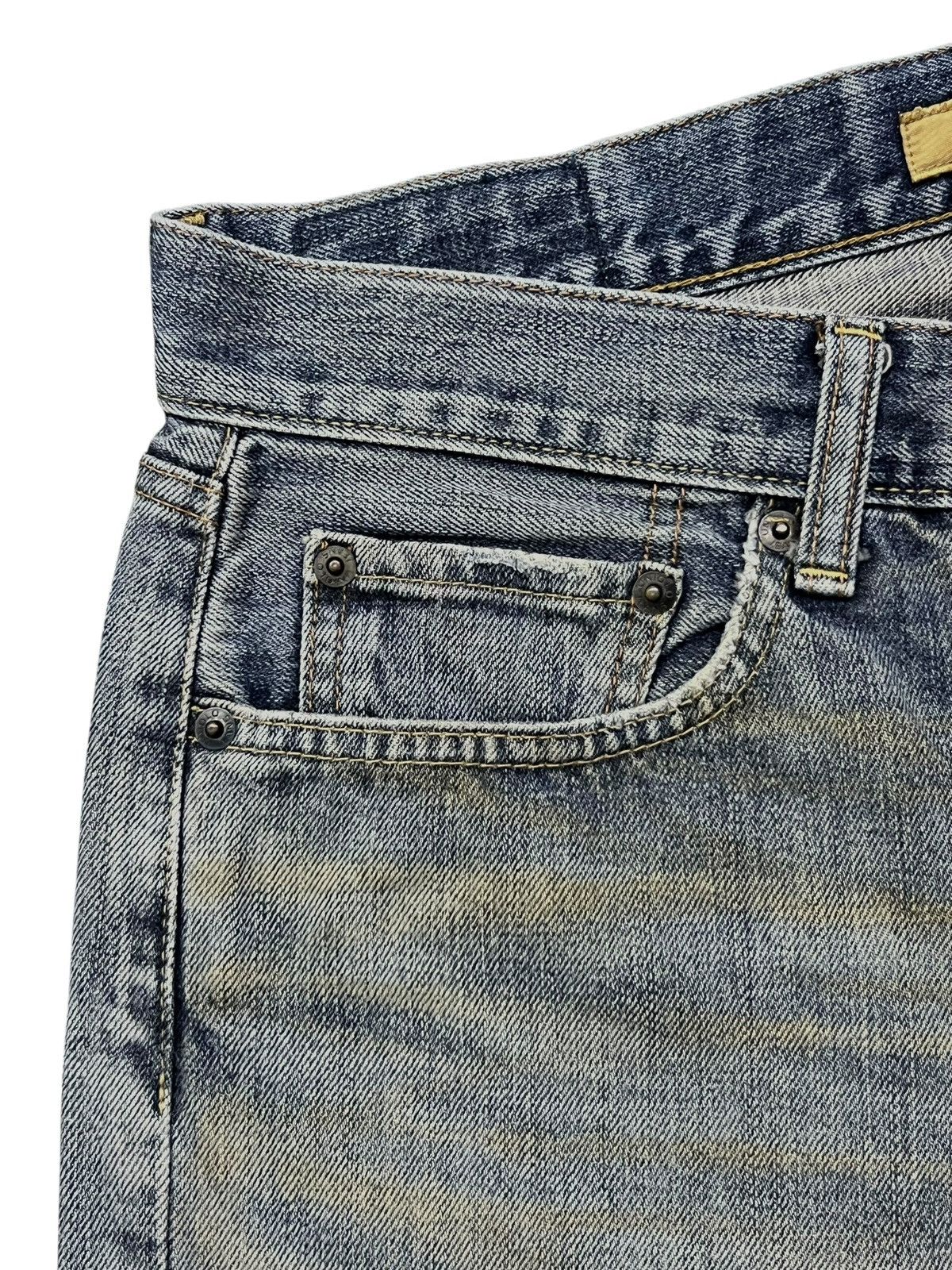 Uniqlo Loose Uniqlo S-002 Japan - Faded Rusty Wash Jeans Size US 35 - 7 Thumbnail