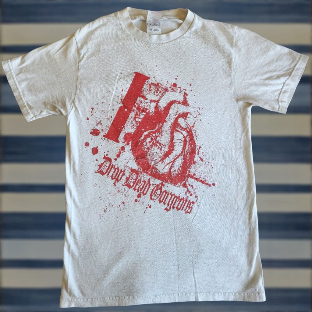 Fruit Of The Loom Vintage Drop Dead Gorgeous Band Shirt Rare Signed Concert Merch White Graphic S Size US S / EU 44-46 / 1 - 1 Thumbnail