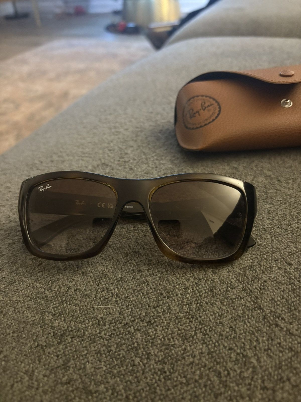 RayBan Gently used oversized raybans Size ONE SIZE - 1 Thumbnail