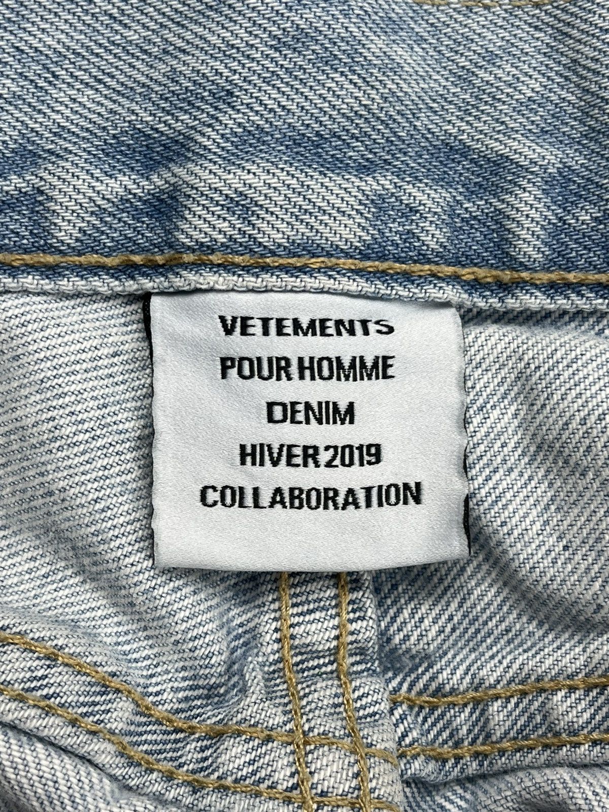 Levi's × Vetements AW19 Vetements “615” Print Assymetrical Levi’s Denim Jeans Size US 30 / EU 46 - 10 Thumbnail