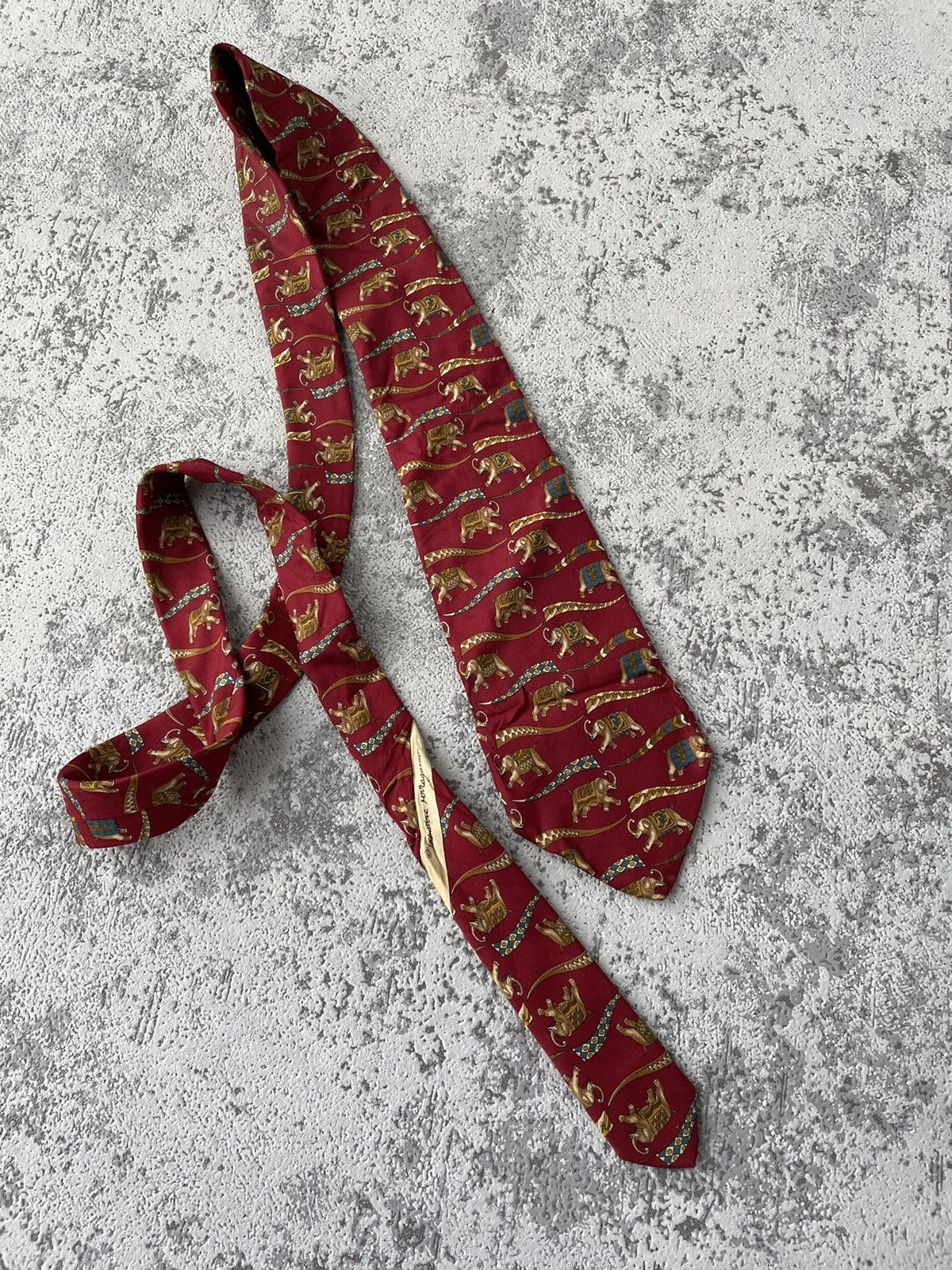 Salvatore Ferragamo × Vintage Vintage Salvatore Ferragamo Elephant Print Silk Ties Size ONE SIZE - 1 Thumbnail