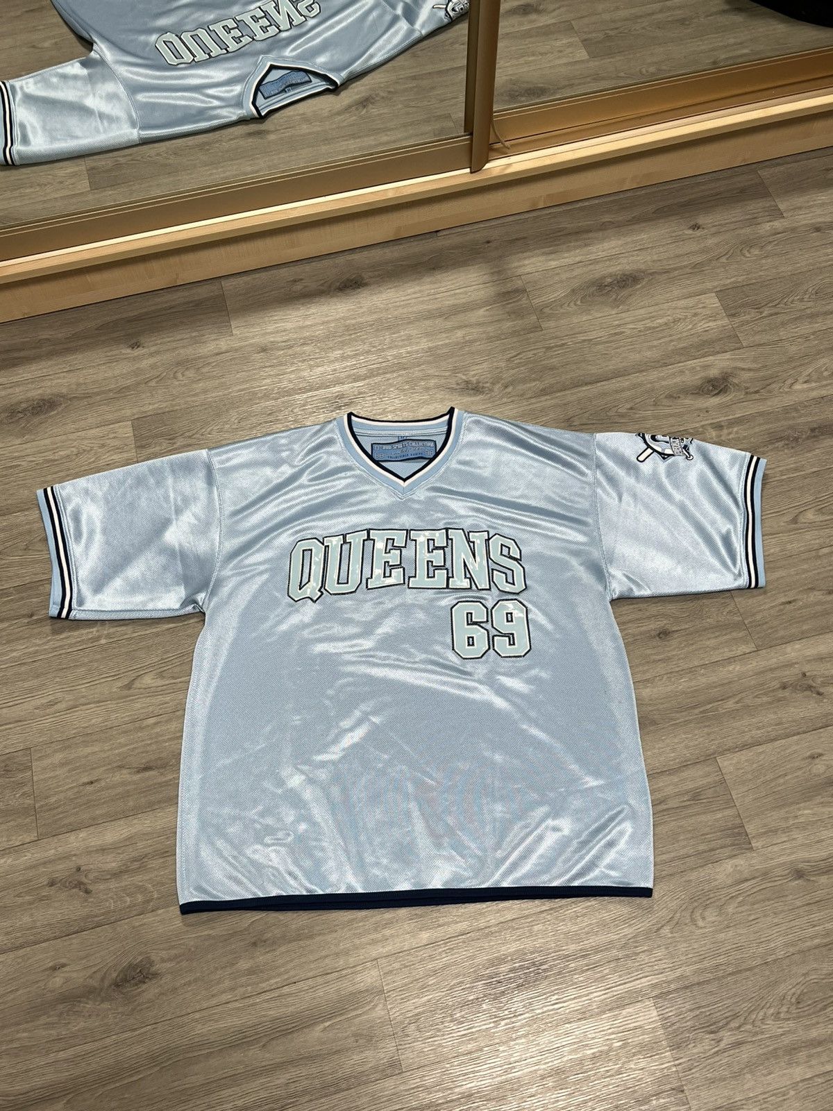 Vintage Queens jersey vintage New York t-shirt 90s hip hop 1990s Size US M / EU 48-50 / 2 - 1 Thumbnail