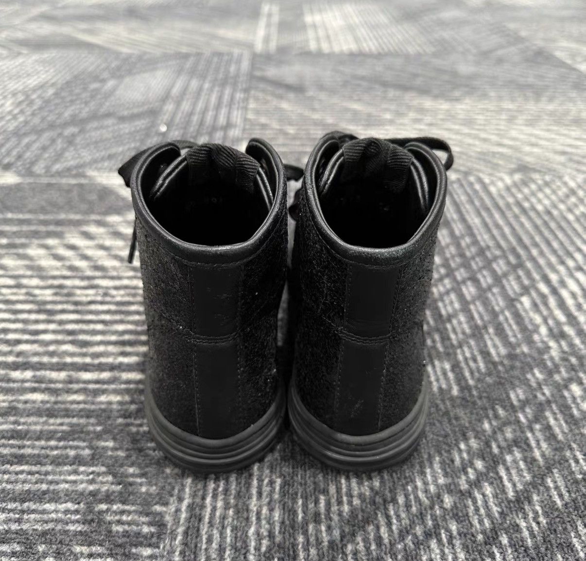 Gucci Gucci Scaled High Top Sneakers J42 Size US 4.5 / IT 34.5 - 3 Thumbnail