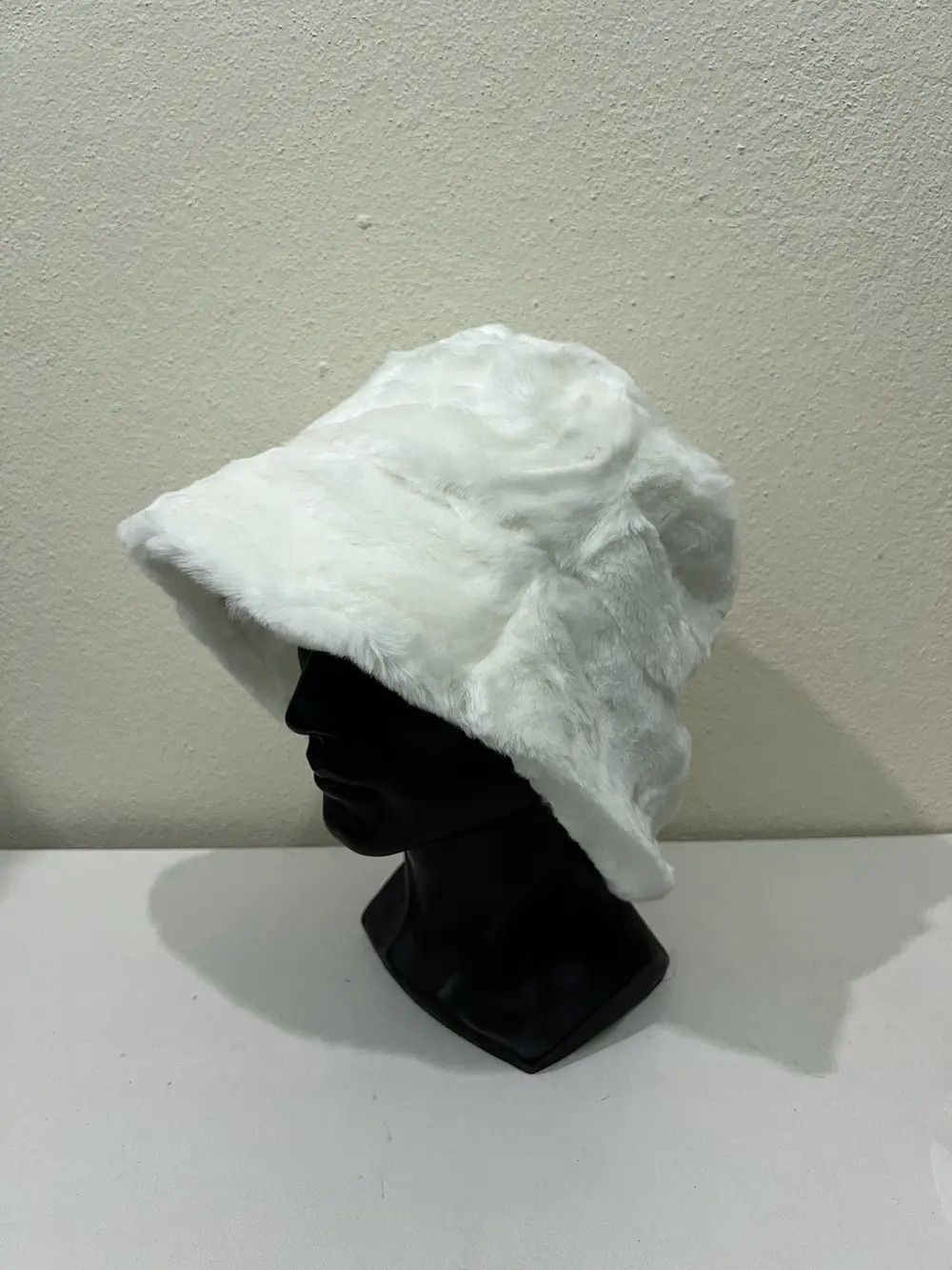 Japanese Brand Fur Fleece Bucket Hats Size ONE SIZE - 3 Thumbnail