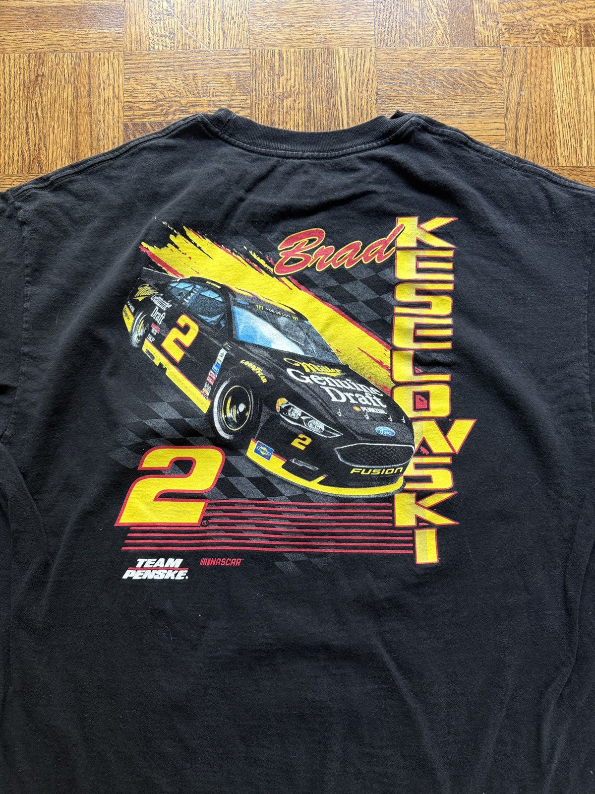 Vintage NASCAR Brad Keselowski Team Penske Graphic Tee Size US XL / EU 56 / 4 - 4 Thumbnail