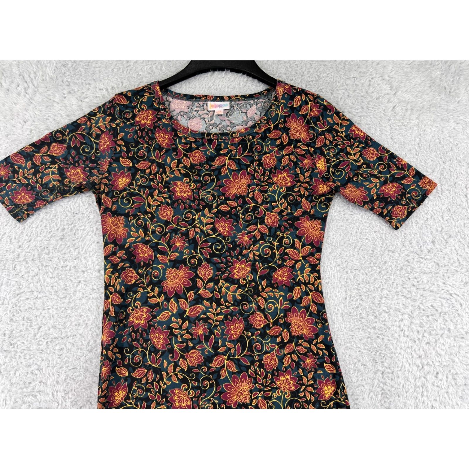 Vintage Lularoe Dress Womens Extra Small Black Red Floral Sheath Polyester Stretch XS Knee Length Casual Party/Cocktail Womens LuLaRoe Dress Size XS / US 0-2 / IT 36-38 - 5 Thumbnail