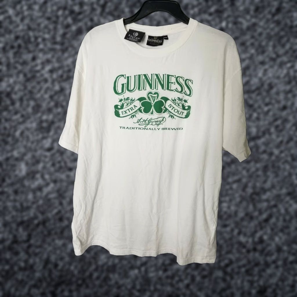 Vintage VINTAGE Guinness Mens XL T Shirt Beer Ireland St Patricks Day Logo White Cotton Crew Neck Short Sleeve Black Men Shirts 90s? Size US XL / EU 56 / 4 - 1 Thumbnail