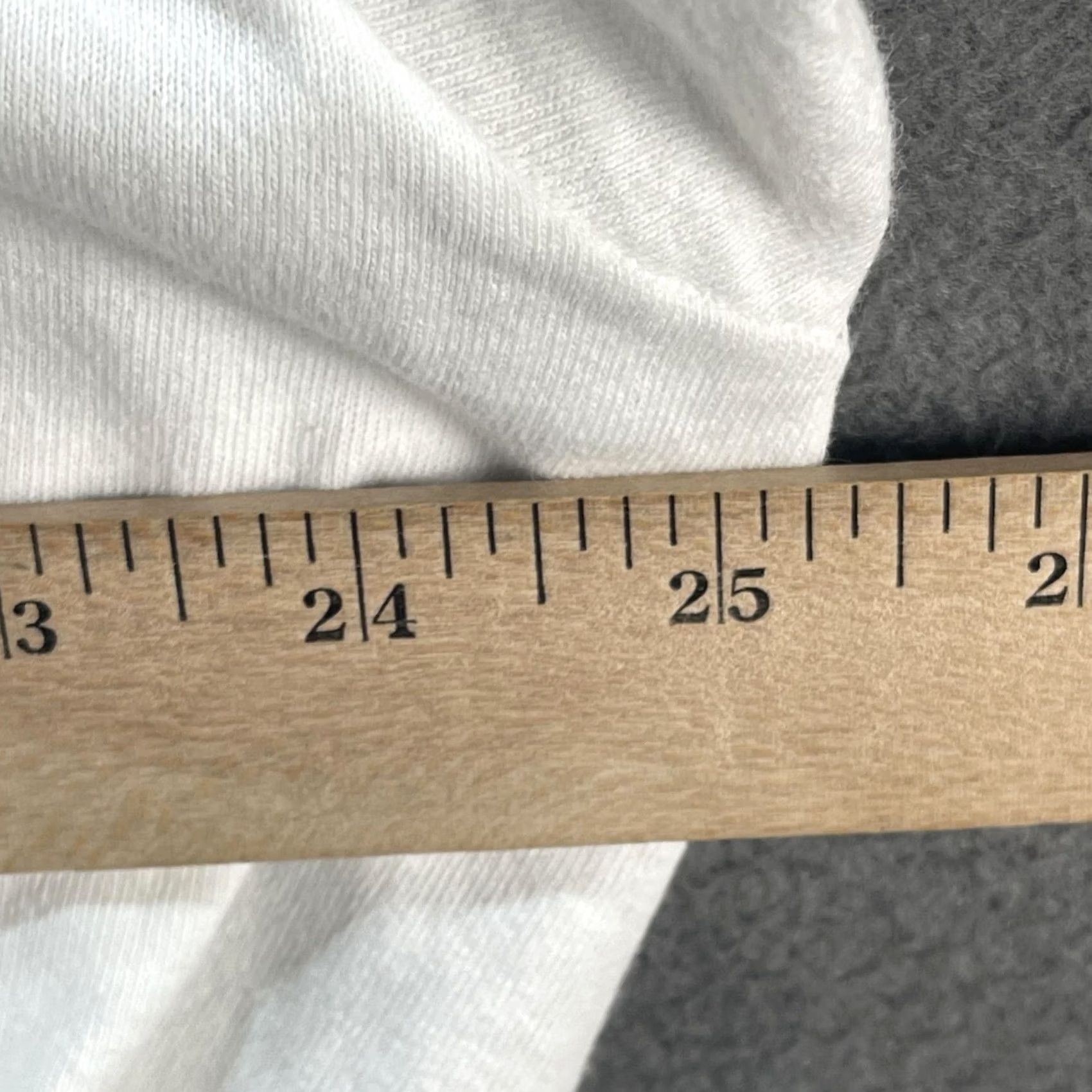 Vintage VINTAGE Barbara Mandrell Shirt Womens One Size White Crew Neck Short Sleeve 100% Cotton Alarm Clock 90s Music Retro Hanes Her Way Size ONE SIZE - 6 Thumbnail