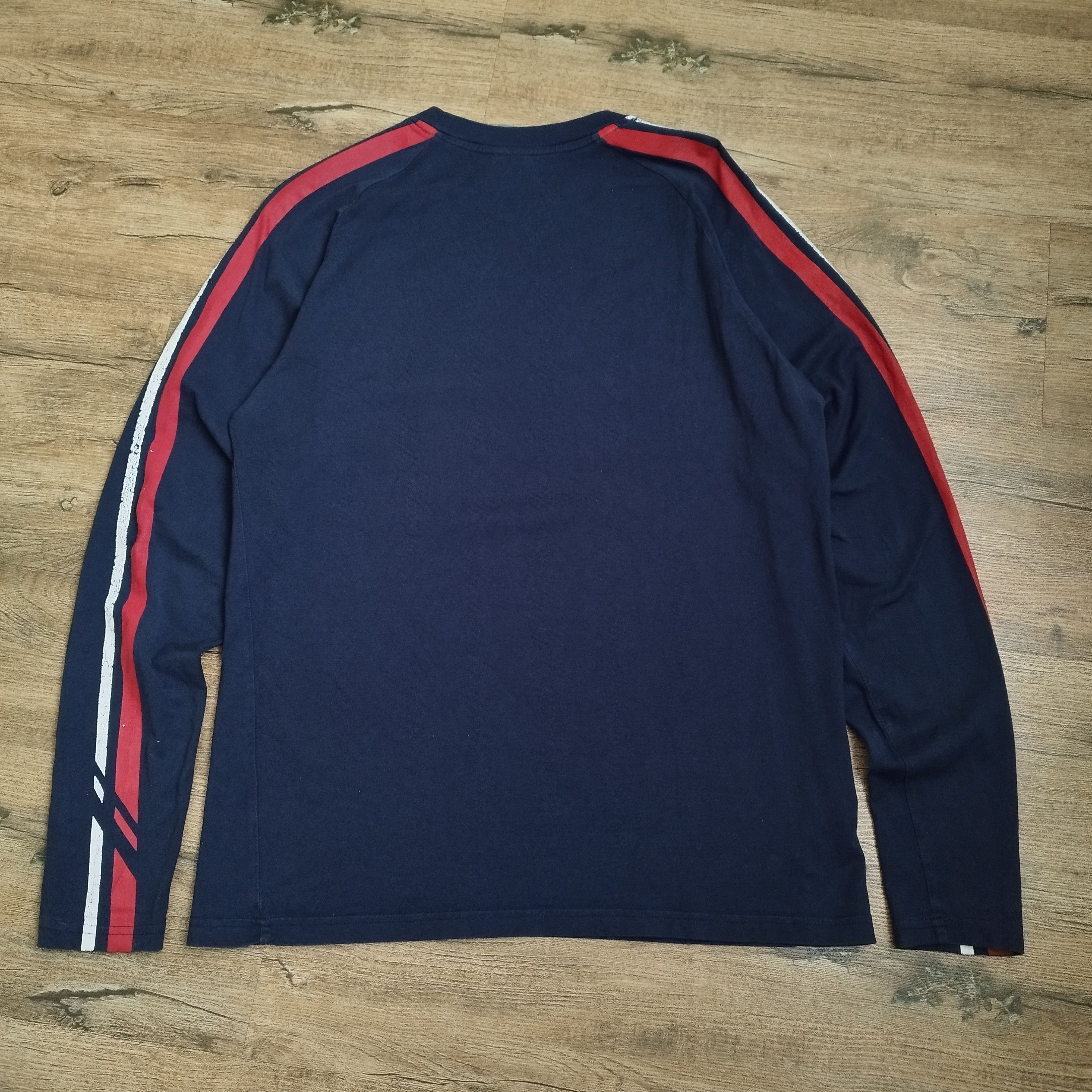 Nike Vintage Nike Big Logo Long Sleeve Shirt Y2K Retro Streetwear Size US L / EU 52-54 / 3 - 6 Thumbnail