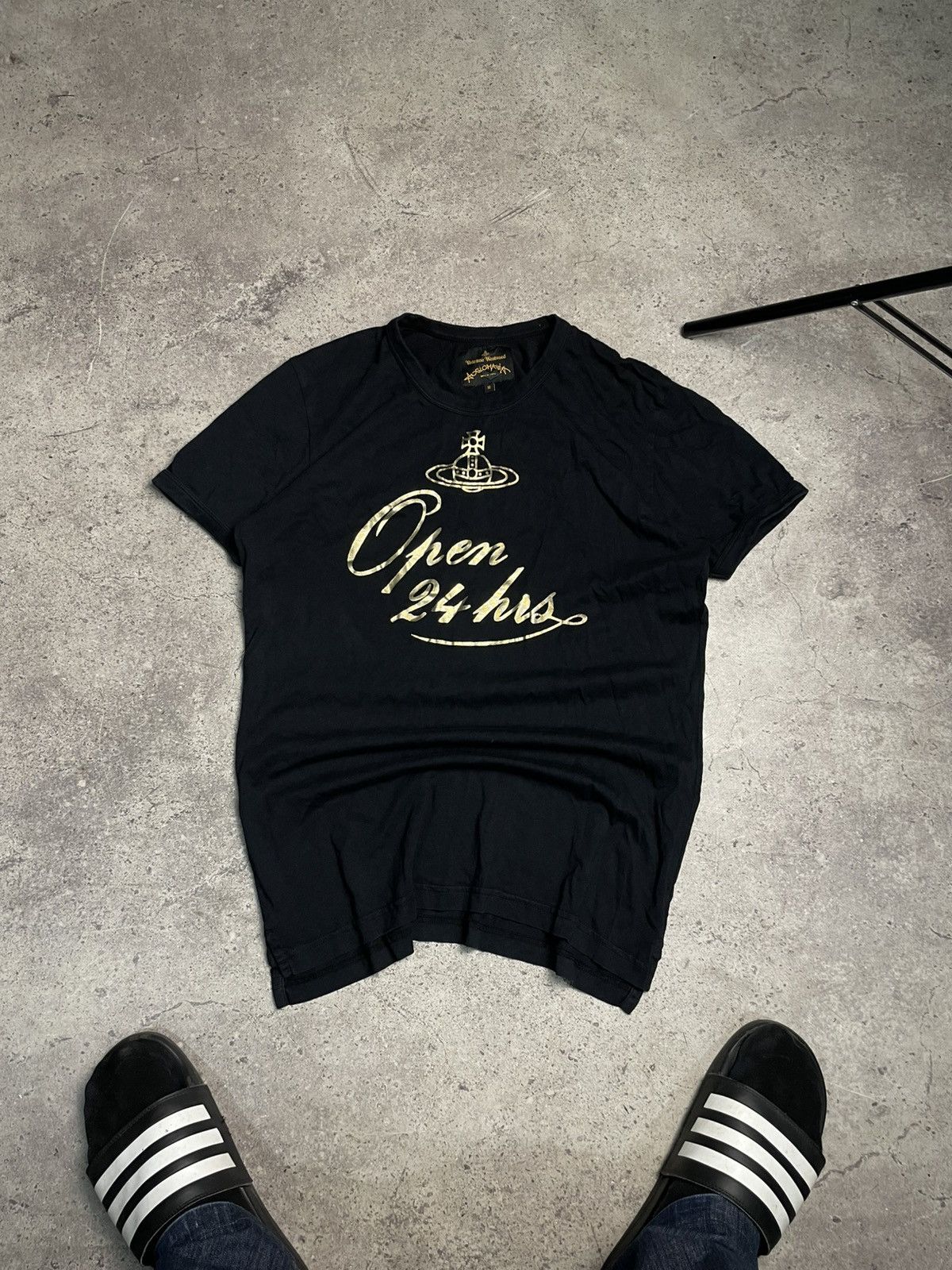Vivienne Westwood Vivienne Westwood Open 24hrs T-shirt Big Print Logo Size US M / EU 48-50 / 2 - 1 Thumbnail