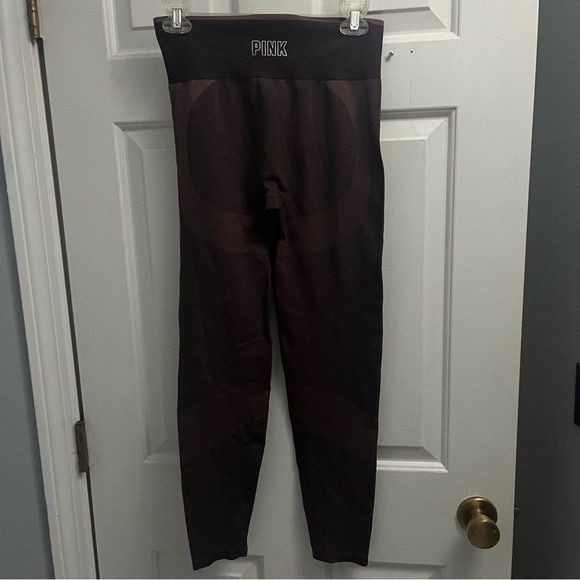 Victoria's Secret Pink by Victoria’s secret leggings seamless size M brown Size 30" / US 8 / IT 44 - 4 Thumbnail