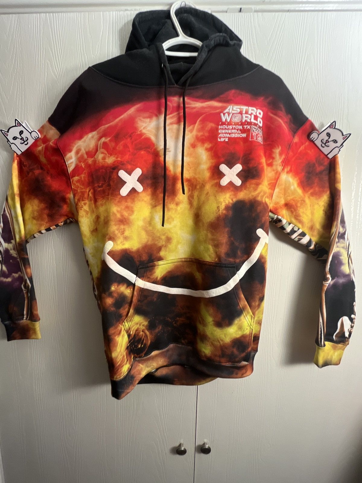 image of Travis Scott Astroworld Hoodie Smiley Skeleton 2019 in Black, Men's (Size Medium)