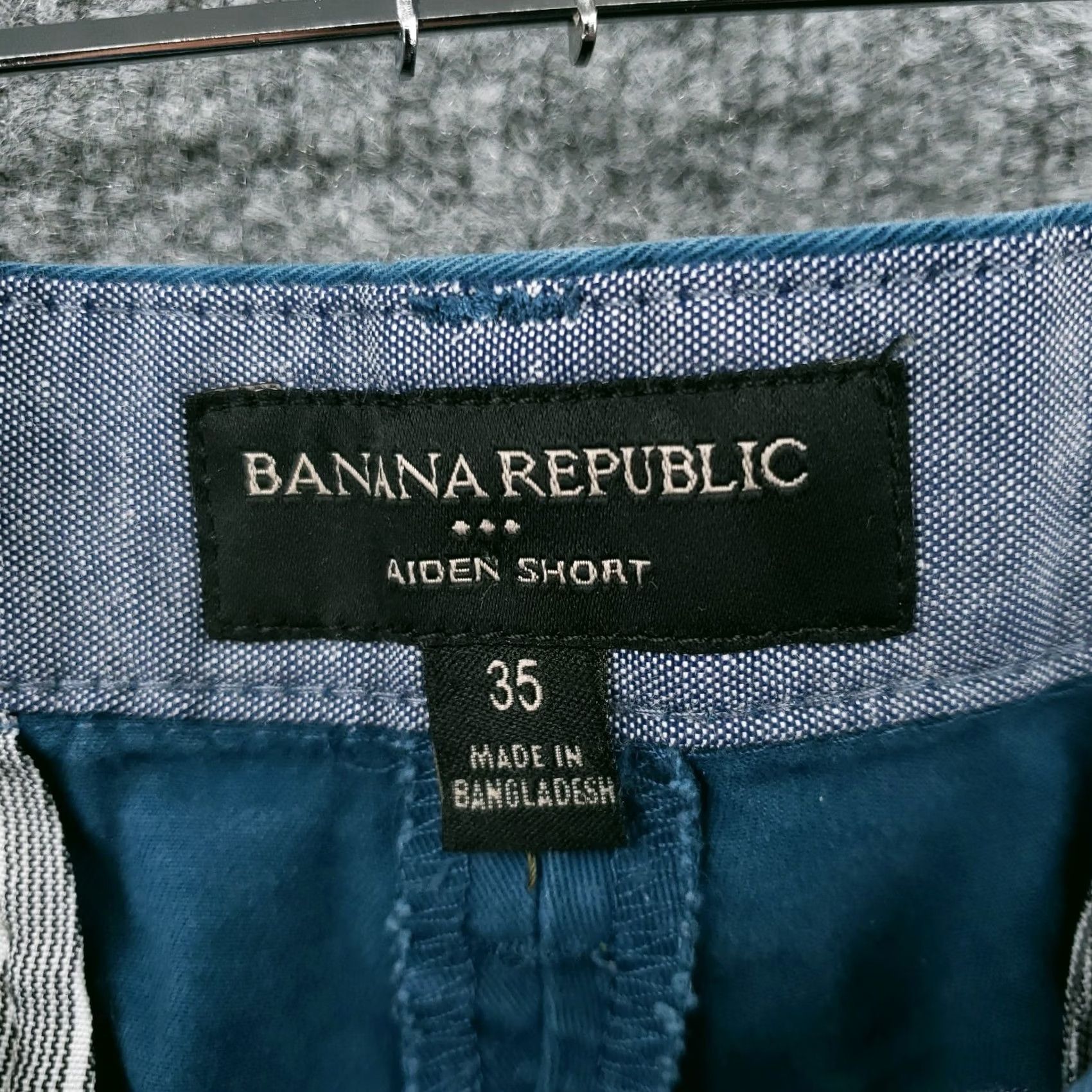 Banana Republic Banana Republic Shorts Mens 35 Blue Aiden Bermuda Mid Rise Polka Dots Cotton Shirt Size US 35 - 3 Thumbnail