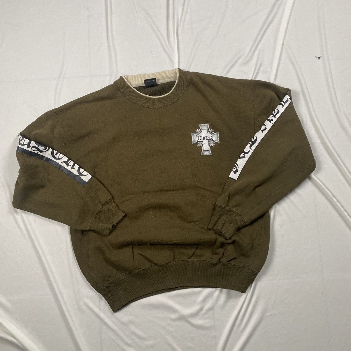 Japanese Brand Vintage y2k Lustre Cross Tattoo Boxy Crewneck Size US M / EU 48-50 / 2 - 6 Thumbnail