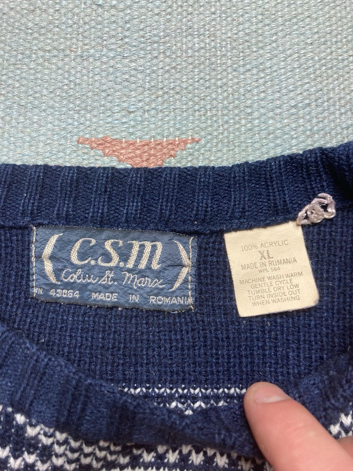 Vintage acrylic knit sweater snowflake Birds Eye fair isle Nordic XL Size US XL / EU 56 / 4 - 5 Thumbnail