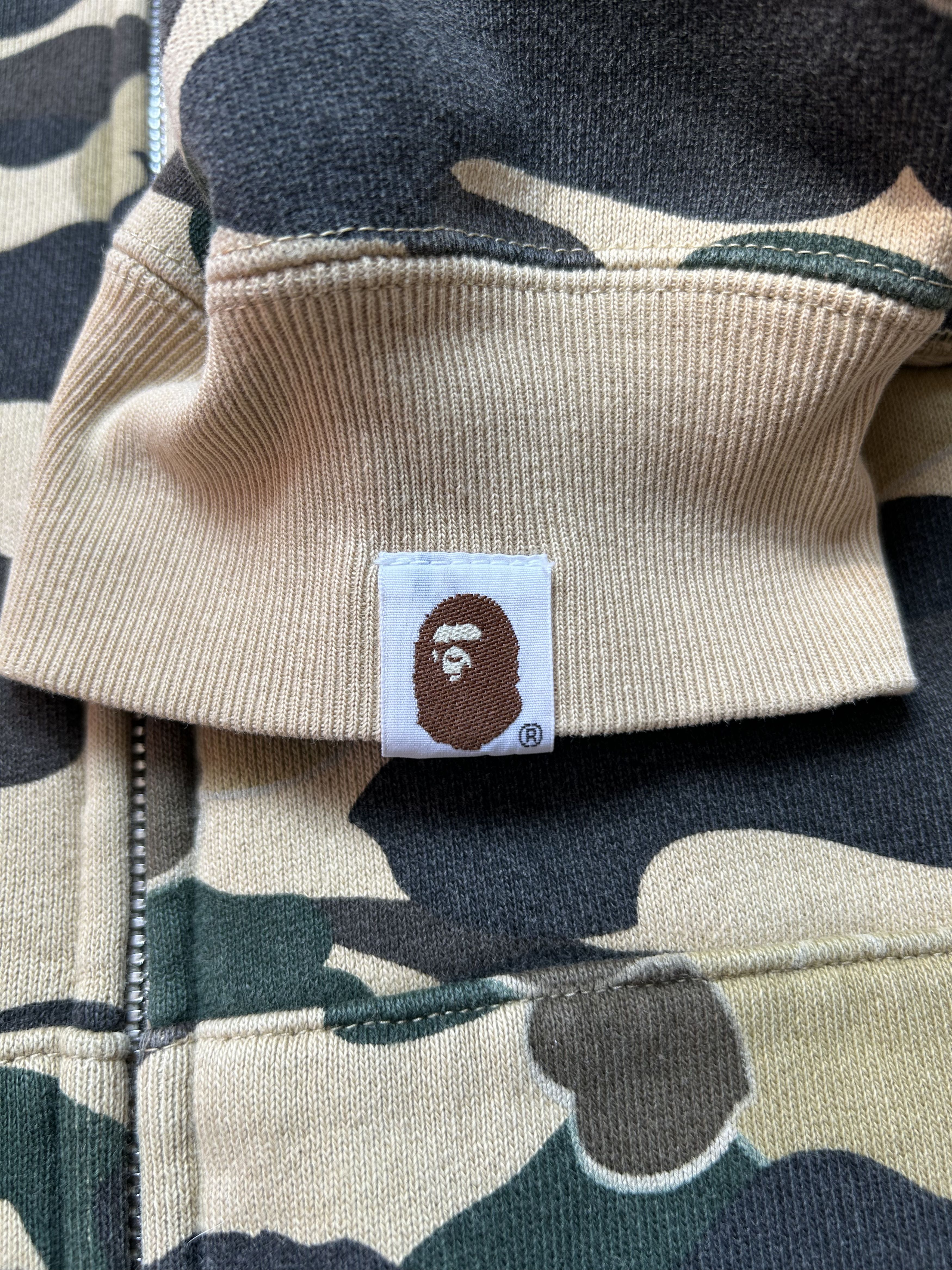 Bape × Kaws Bape x Kaws Bendy 1st Camo Full Zip Hoodie [Size M] Size US M / EU 48-50 / 2 - 3 Thumbnail