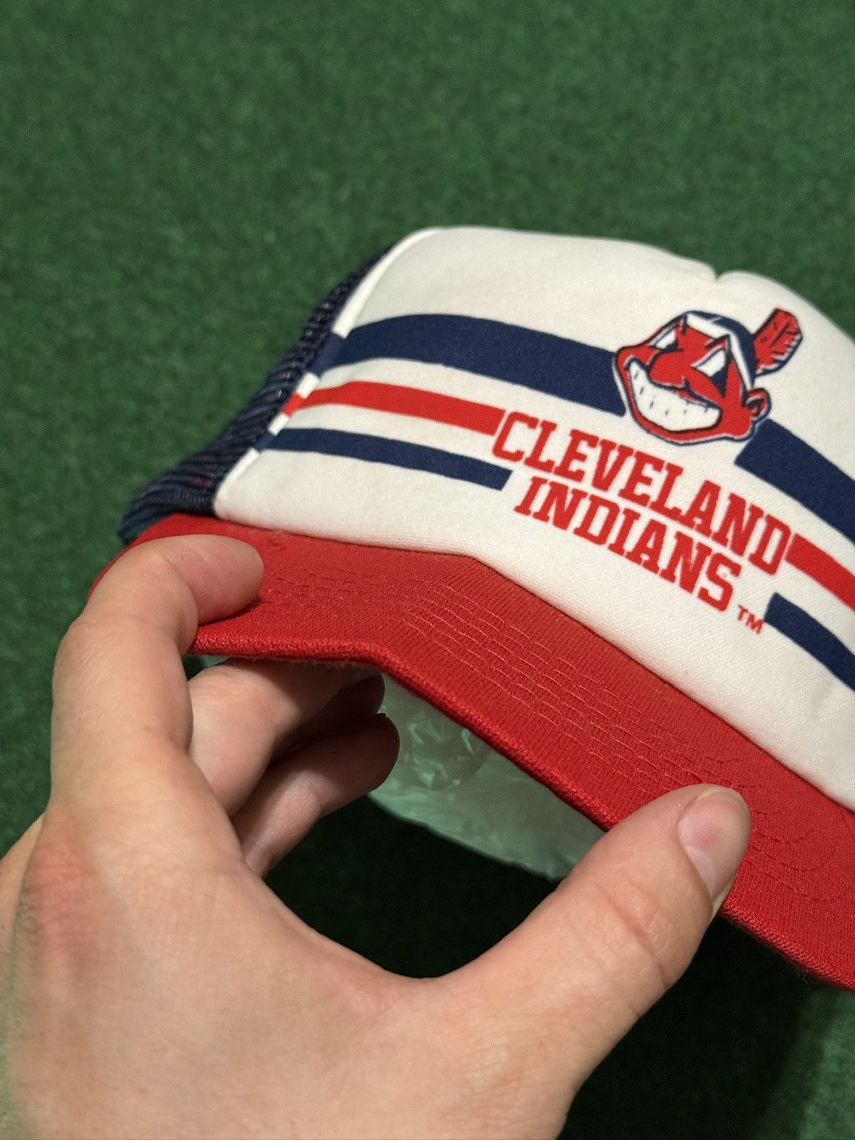 MLB Vintage 80s Cleveland Indians Trucker Mesh MLB Snapback Hat Size ONE SIZE - 2 Thumbnail
