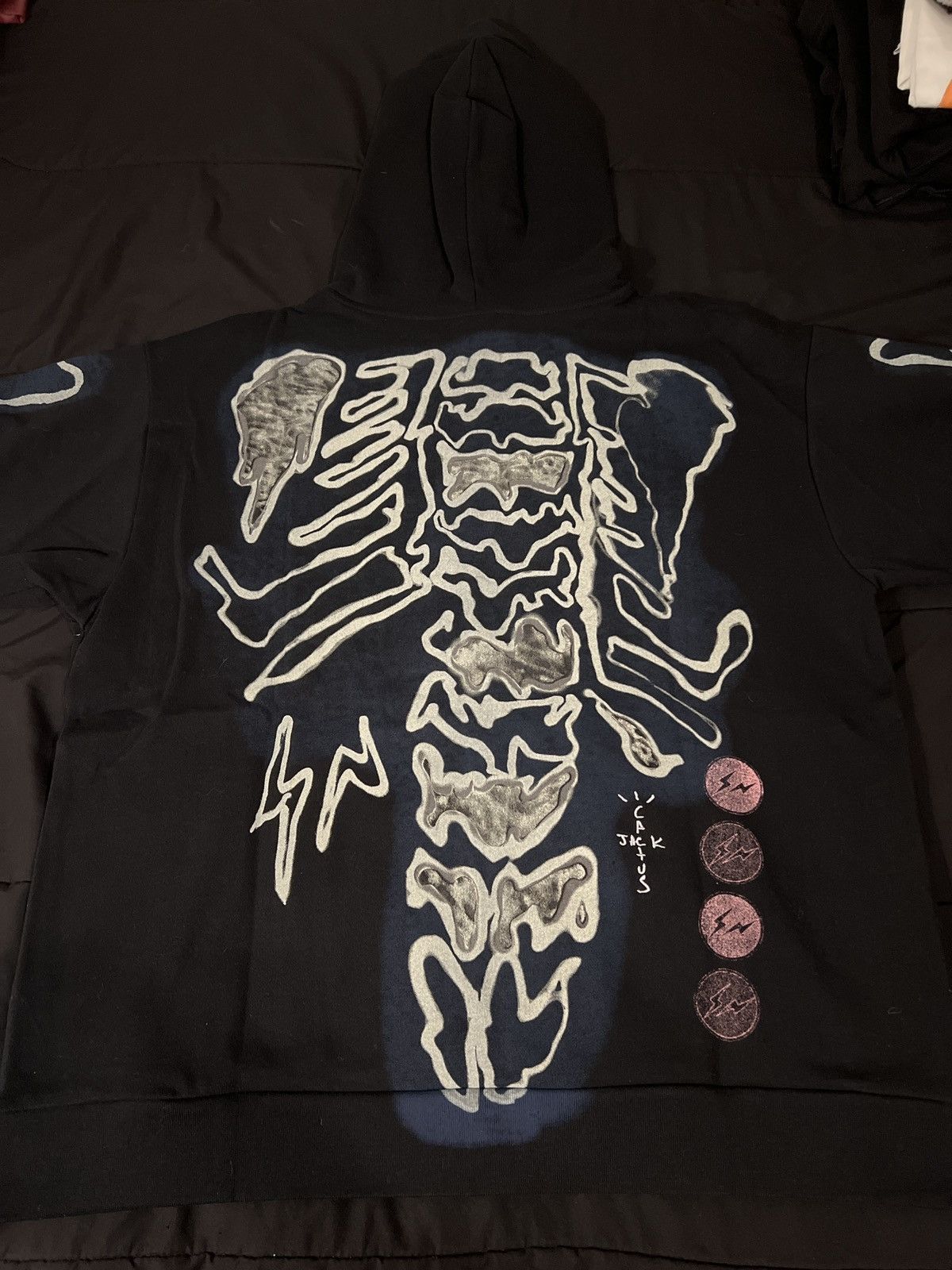 Fragment Design × Kaws × Travis Scott Fragment Design x Travis Scott Size US XL / EU 56 / 4 - 2 Thumbnail