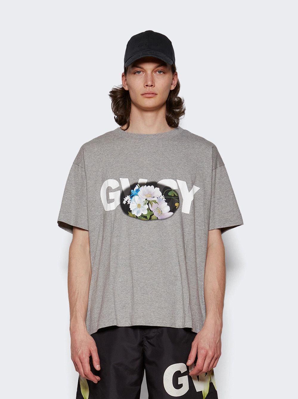 Givenchy o1mle0426 Boxy Short Sleeve T-Shirt in Gray Size US L / EU 52-54 / 3 - 3 Thumbnail