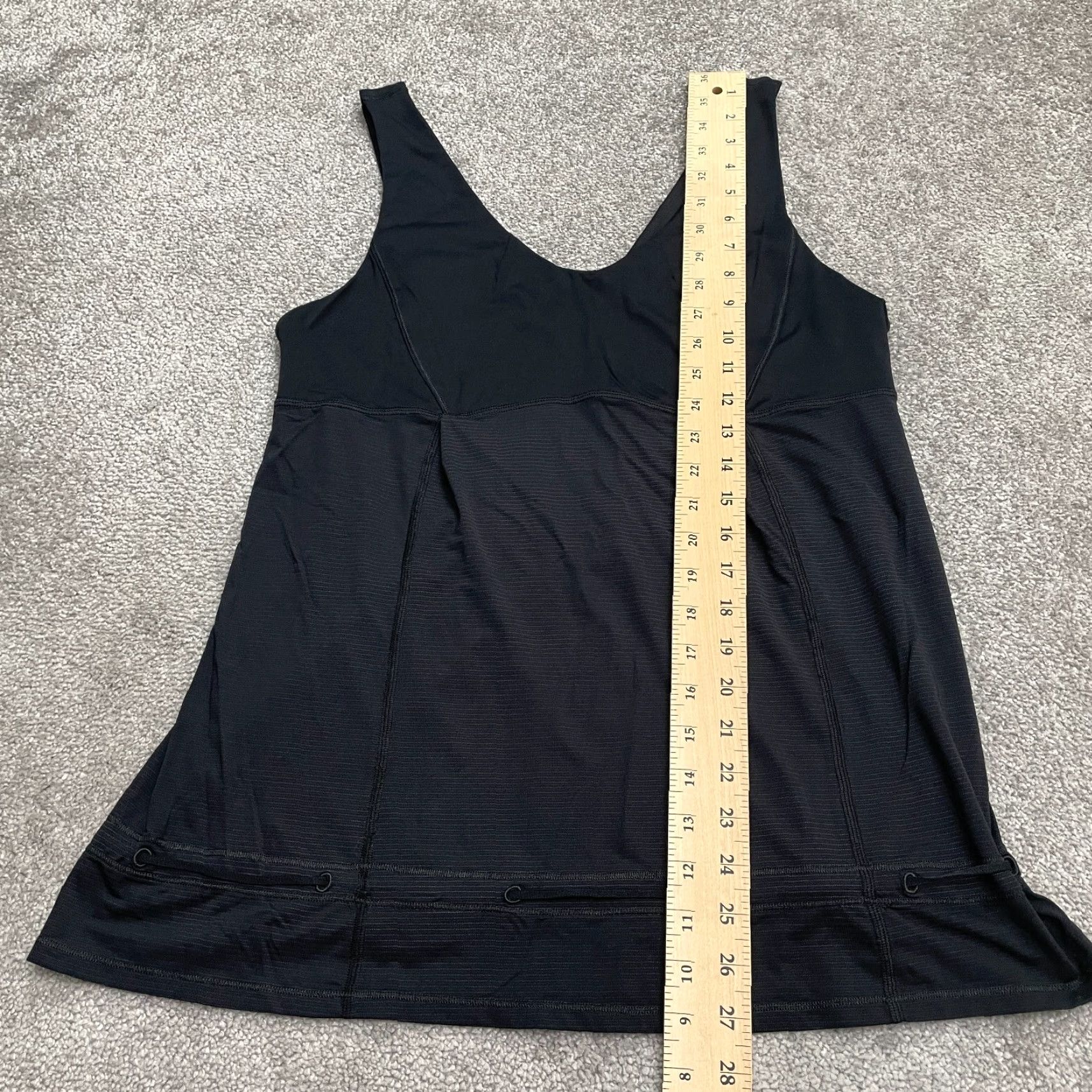 Lululemon Lululemon Active Tank Top Womens 6 Black V-Neck Relaxed Sleeveless Athletic Run Size M / US 6-8 / IT 42-44 - 4 Thumbnail