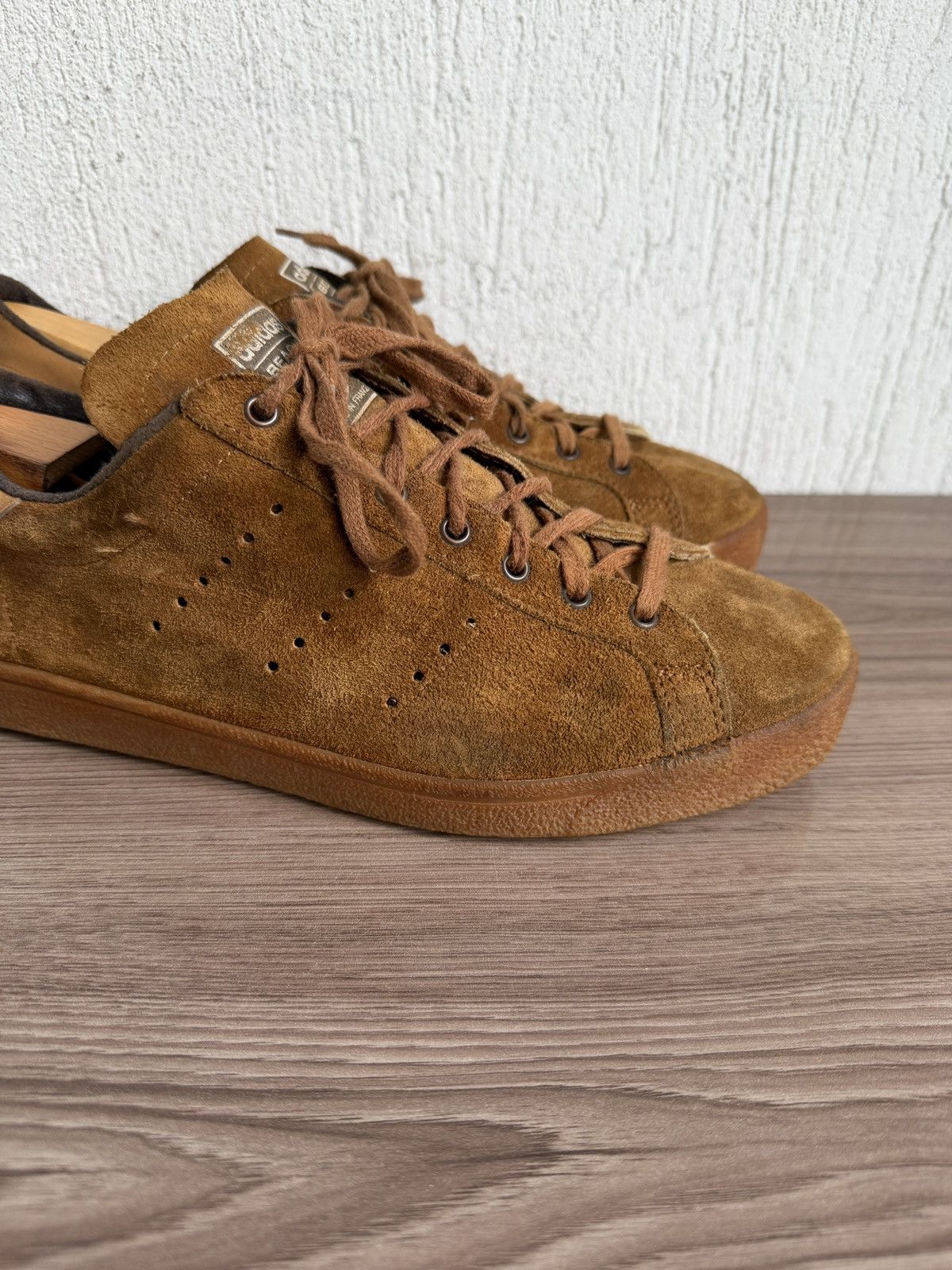 Adidas 1974 Adidas beach suede sneaker Size US 10 / EU 43 - 4 Thumbnail