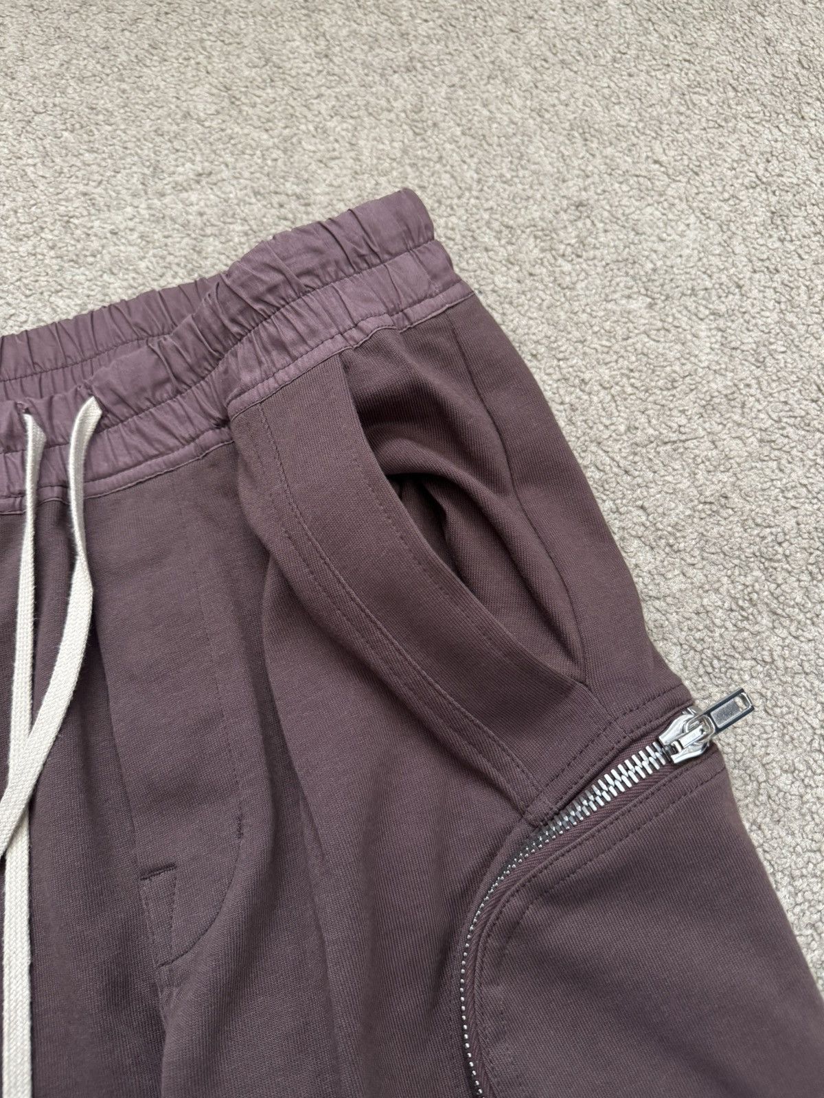 Rick Owens SS20 Rick Owens Mainline Blood Red Bauhaus Cargo Pants Size US 28 / EU 44 - 7 Thumbnail