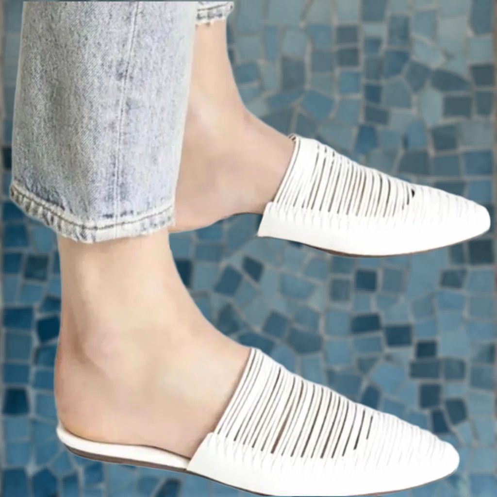Tory Burch Tory Burch Sienna Flat Slide Mestico White Woven Leather Sandals Women's US 7 M Size US 7 / IT 37 - 1 Thumbnail