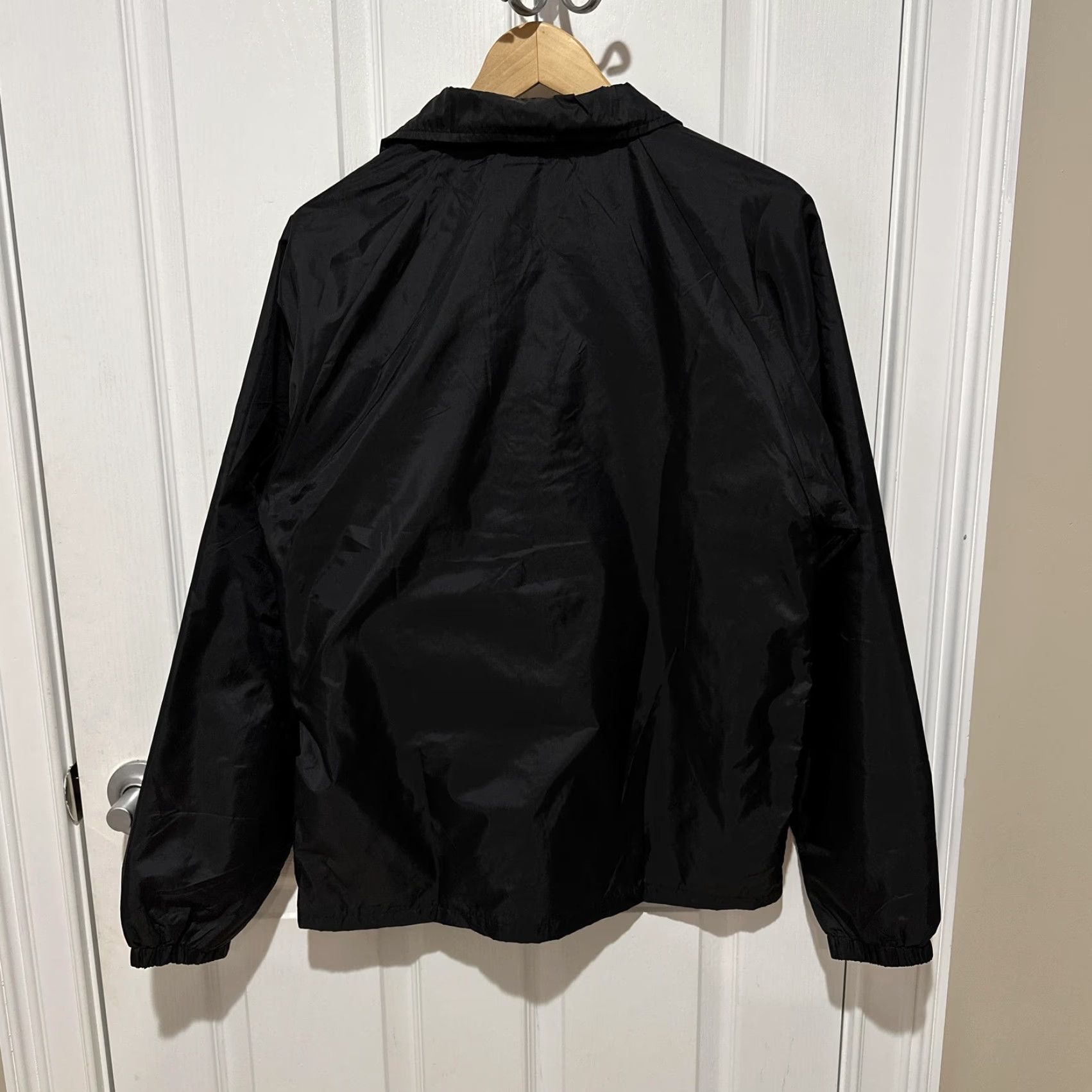 Coach VINTAGE Auburn Sportswear Do The Right Thing Jacket Mens Small Black Windbreaker Snap Button 90s Hip Hop Size US S / EU 44-46 / 1 - 4 Thumbnail