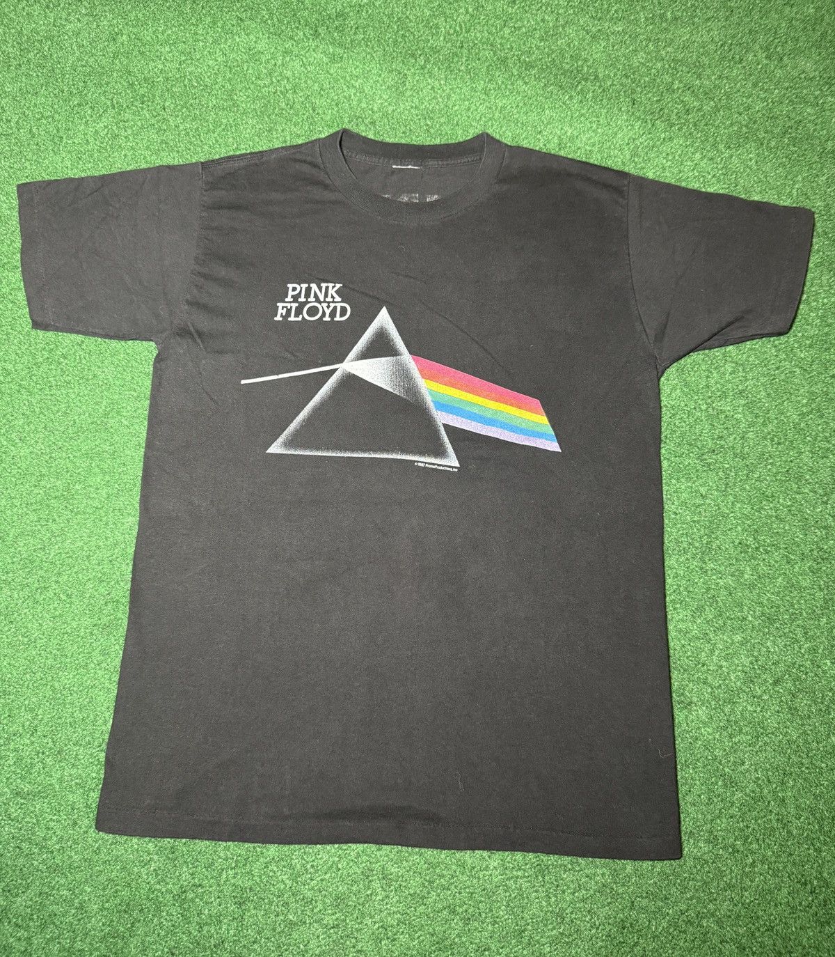 Vintage Vtg 80s Pink Floyd Iconic Dark Side Of Moon Tour T Shirt Size US L / EU 52-54 / 3 - 1 Thumbnail