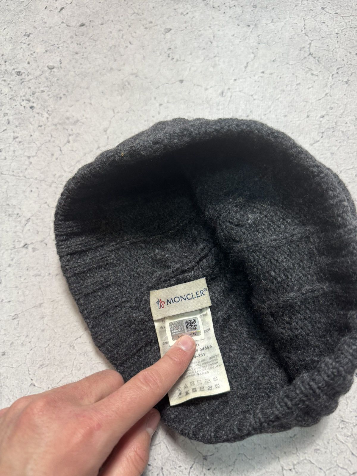 Moncler Moncler Berretto Luxury Rare Hat Made In Italy Size ONE SIZE - 4 Thumbnail
