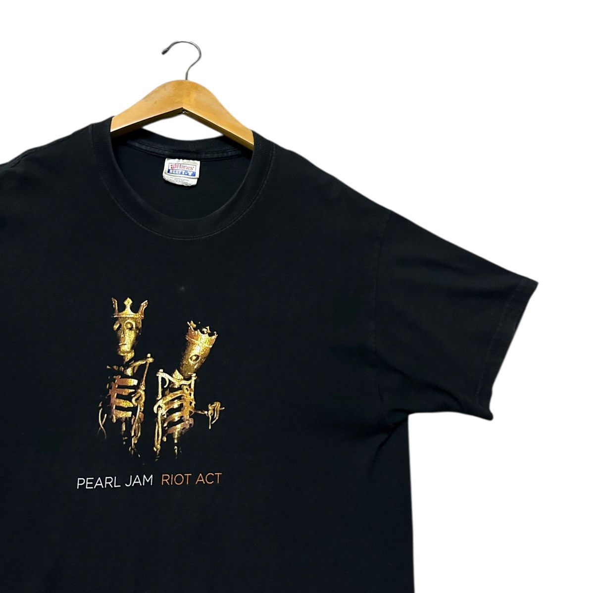 マ*ト様 00s XL 古着 PEARL JAM Tシャツ RIOT ACT A Vintage Pearl Jam Riot Act Shirt - TokoPyramid