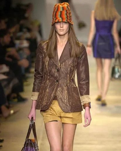 Prada × Vintage SS2005 Prada Brown Tan Screen Overprint Silk Blazer Size S / US 4 / IT 40 - 2 Thumbnail