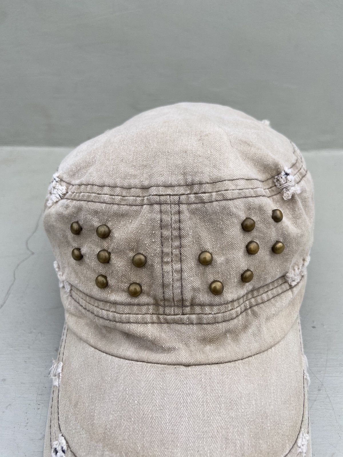 If Six Was Nine 2000s torn button studded ditsetressed patrol hat Size ONE SIZE - 3 Thumbnail