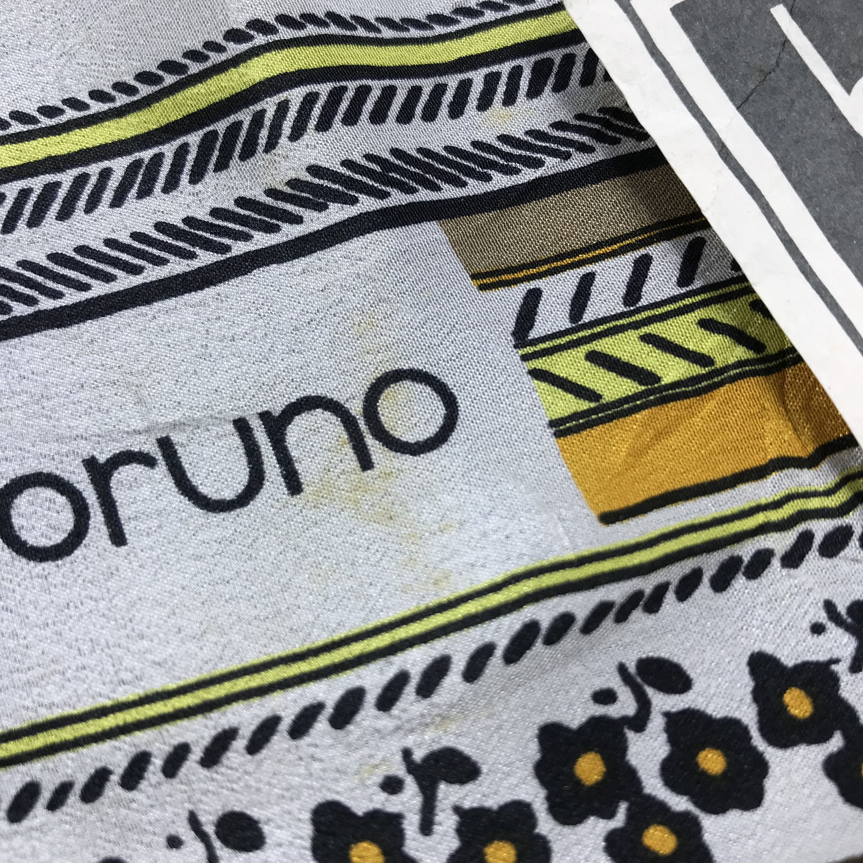 Japanese Brand Boggia Bruno Silk Scarf M130 Size ONE SIZE - 6 Thumbnail