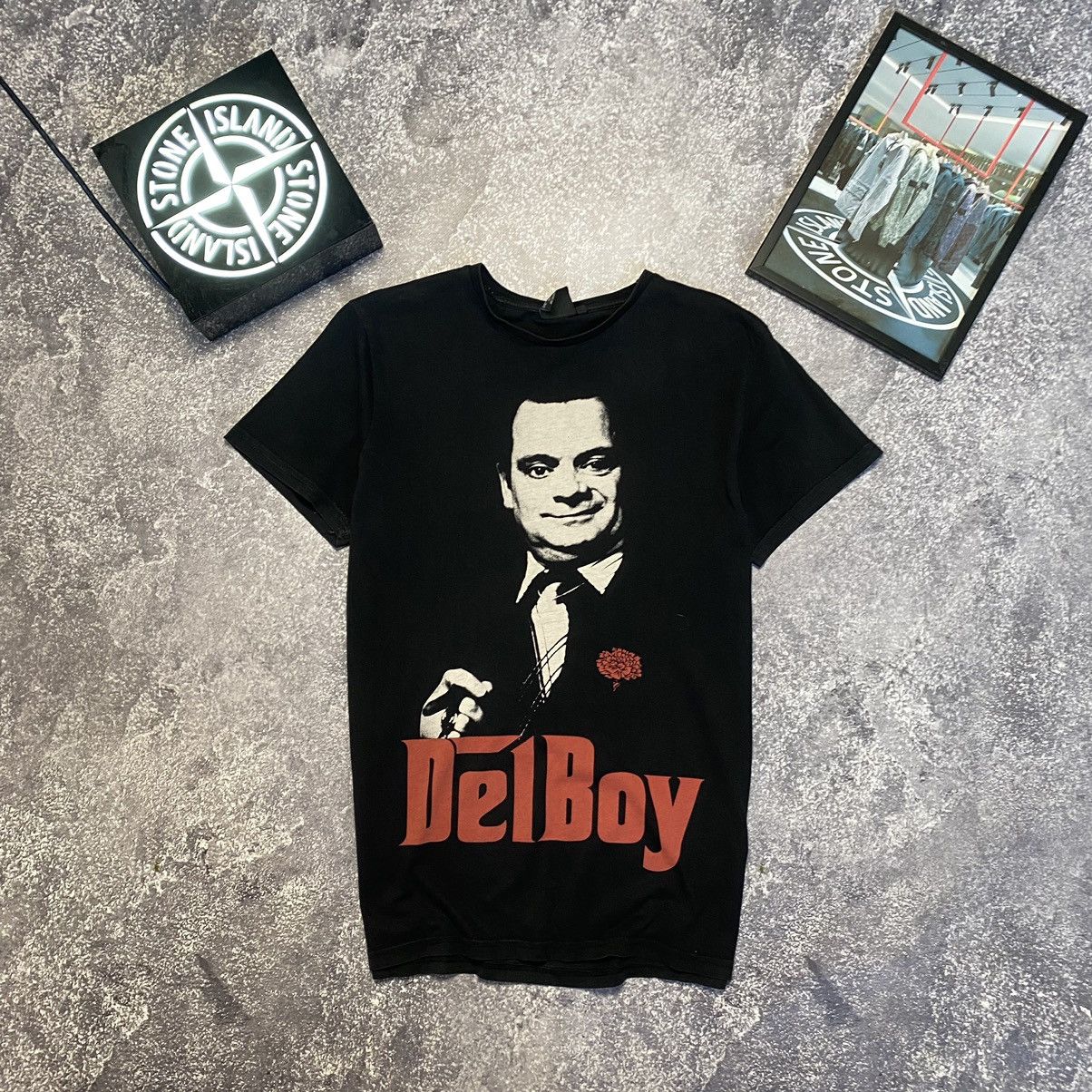 Other Vintage Delboy Big Face logo Movie 90’s tee Size US M / EU 48-50 / 2 - 2 Thumbnail