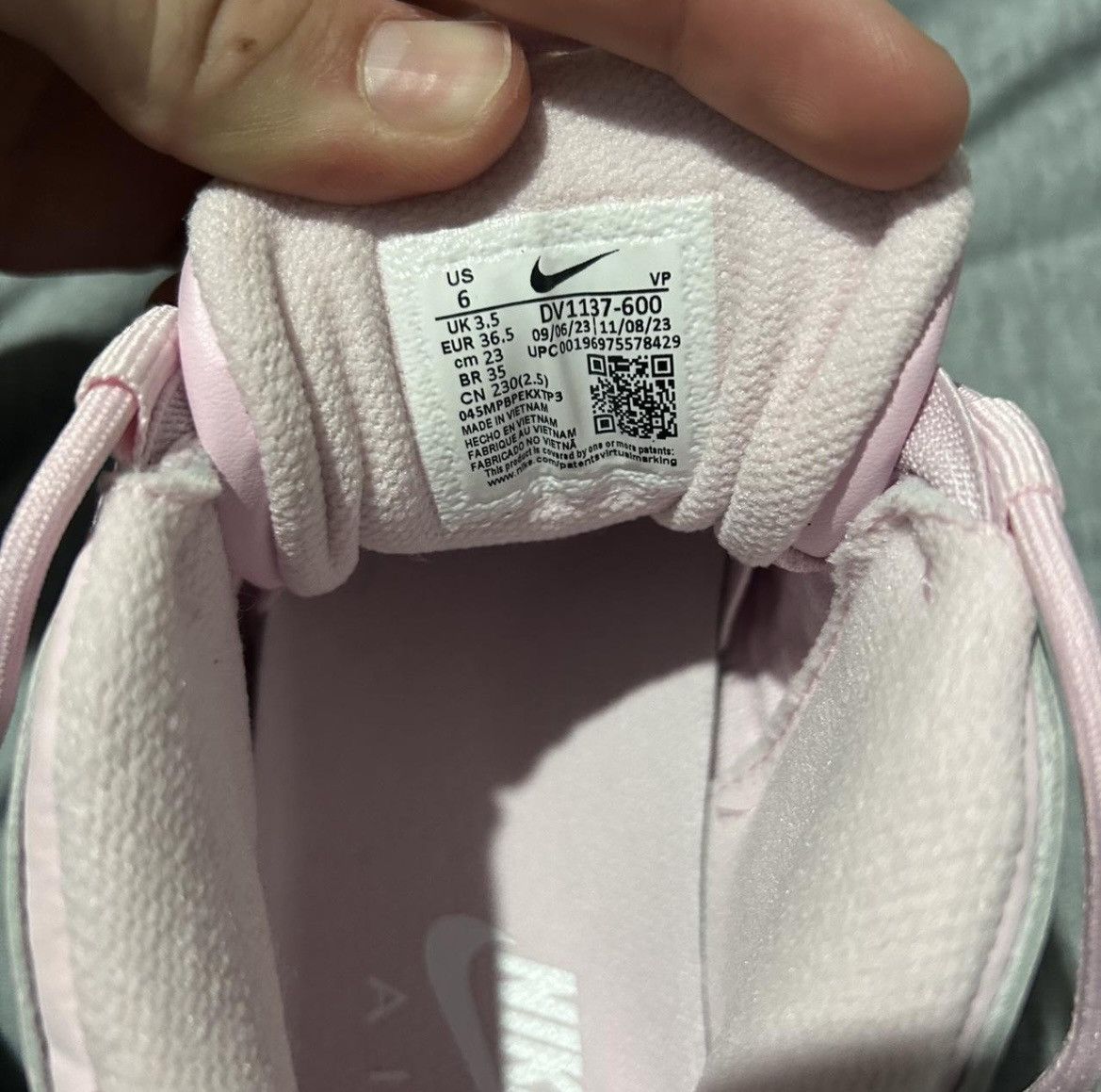 Nike Nike Air More Uptempo “Pink Foam” Size US 6 / IT 36 - 7 Thumbnail