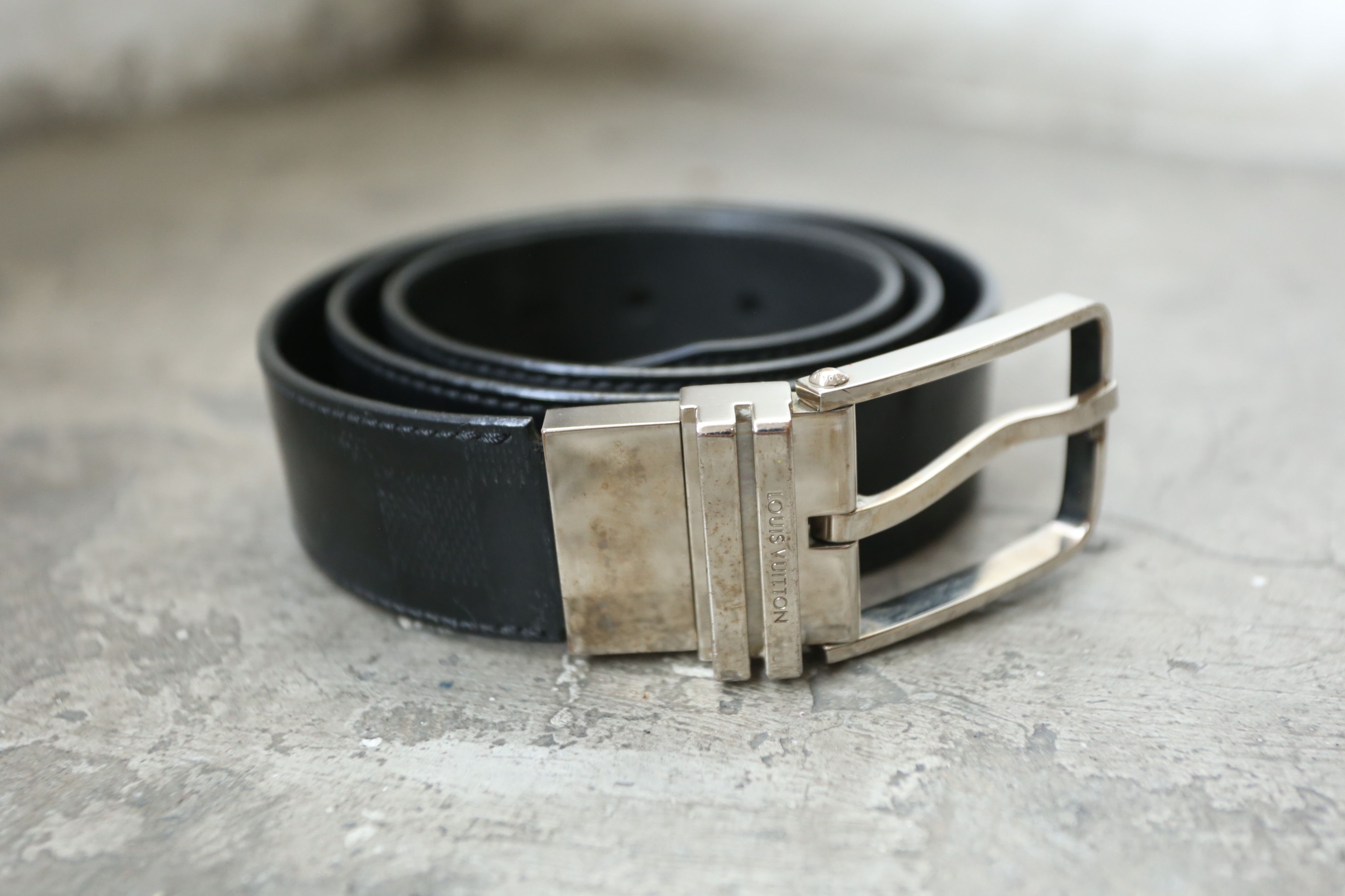 Louis Vuitton Louis Vuitton - 2014 - Damier 35mm Reversible Belt Size 30 - 1 Thumbnail
