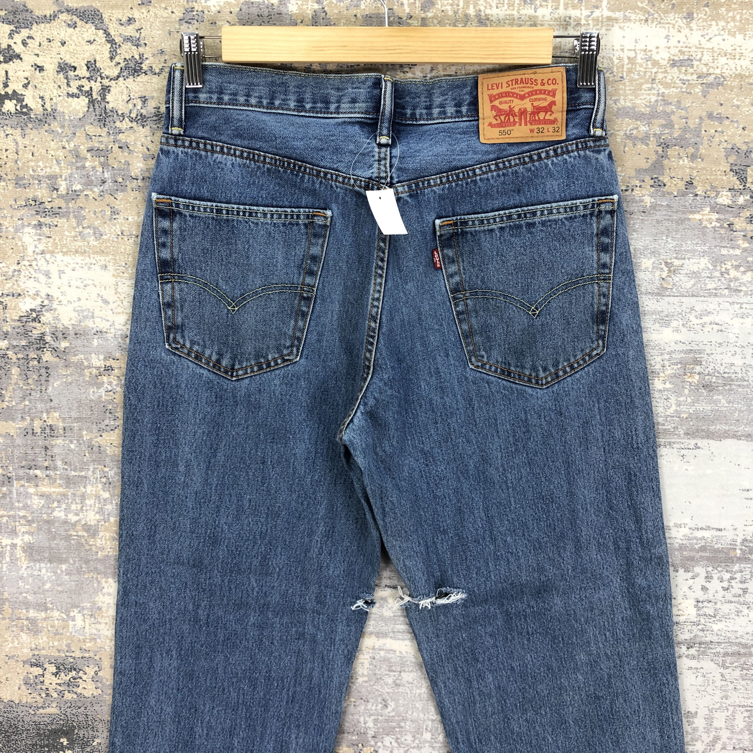 Levi's Vintage Y2K Levis 550 Faded Jeans Distressed Levi's Denim Size US 30 / EU 46 - 4 Thumbnail