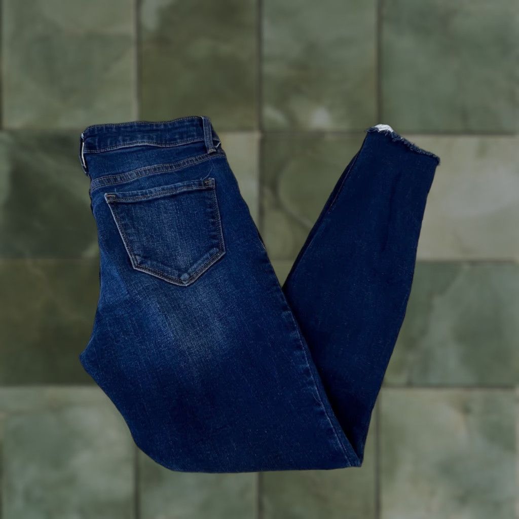 Old Navy Old Navy Womens Rockstar Super Skinny Mid Rise Jeans Medium Wash Blue Size 4 Size 27" / US 4 / IT 40 - 1 Thumbnail