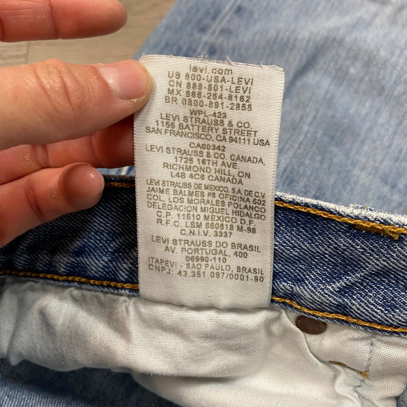 Levi's Vintage Y2K Levi's 501 Straight Leg Button Fly Jeans 35x29 Size US 35 - 10 Thumbnail